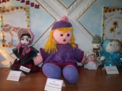 Юных фроловчан познакомили с историей возникновения русской народной куклы.