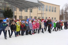Молодежь города отметила приближающийся Новый год  «Забегом Дедов Морозов» и «Ледовой дискотекой»